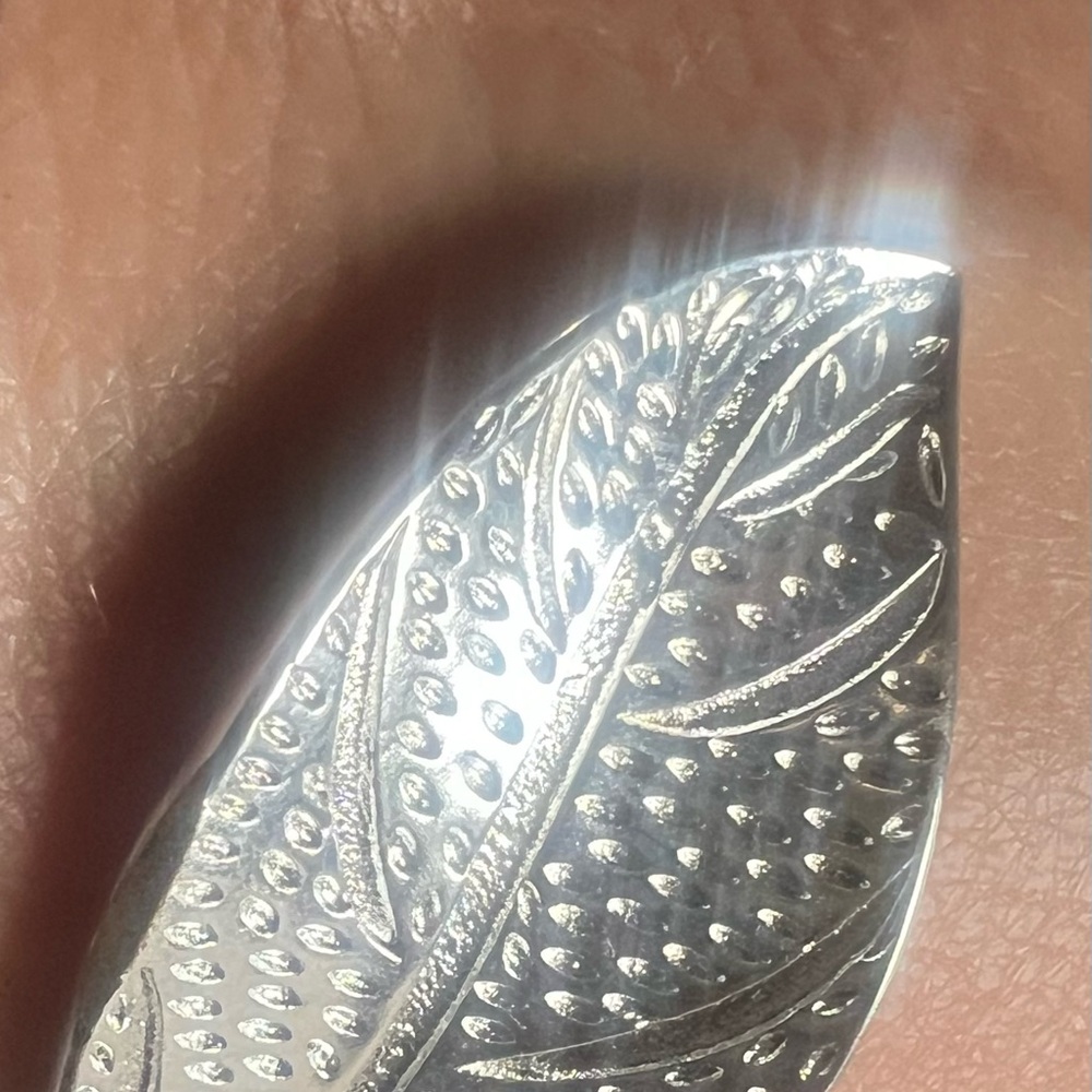 Silver Leaf adjustable bangle - Picture 16 of 16